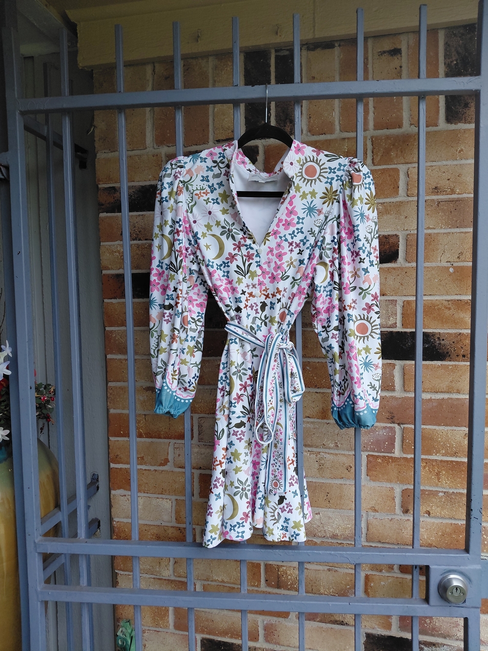 Floral Print Wrap Mini Dress with Puff Sleeves - White/Pink/Blue